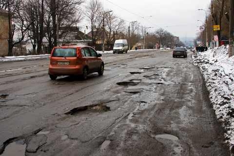В Николаевской области продолжается весенний комиссионный осмотр автодорог 