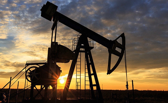 Цена на нефть упала ниже 74 долларов