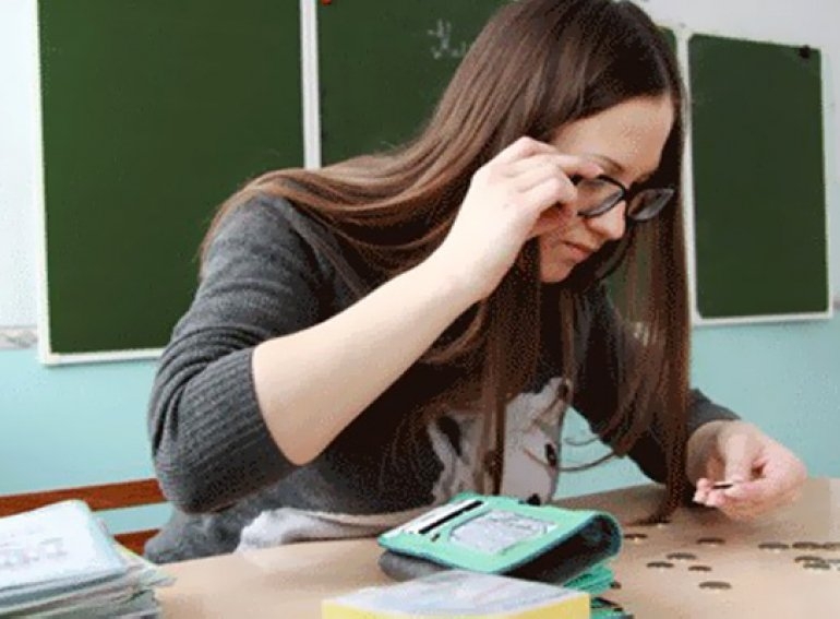В Госбюджете не хватает 4,4 млрд гривен на зарплаты учителям