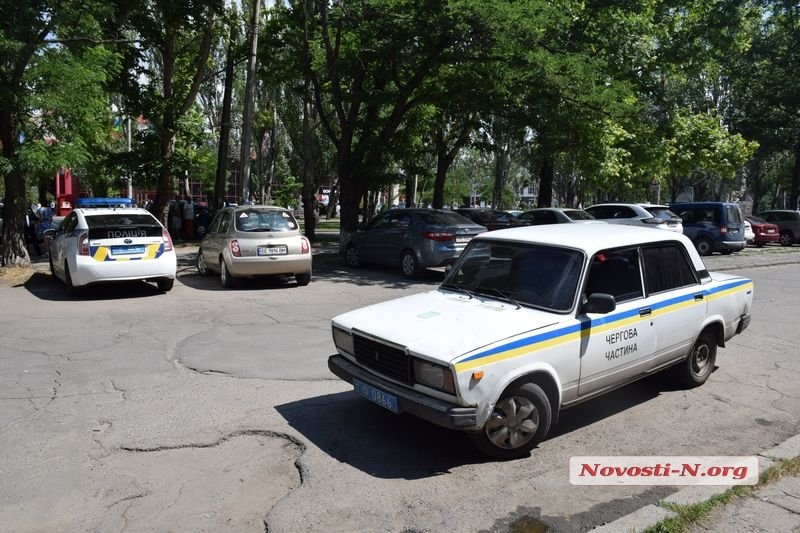 Полиция хочет аннулировать разрешение на оружие мужчин, устроивших стрельбу в центре Николаева 