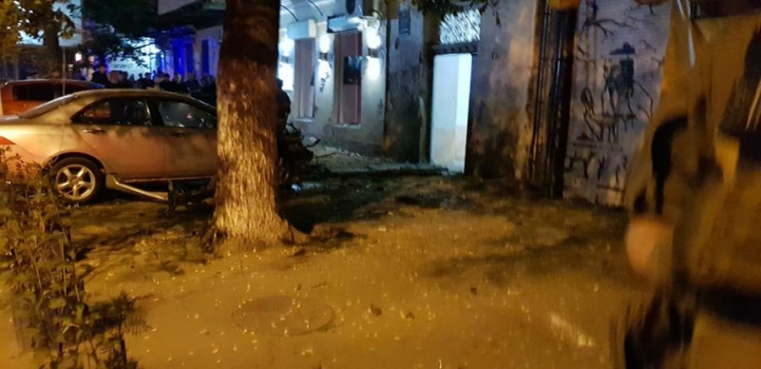 В центре Одессы взорвали авто директора охранной фирмы