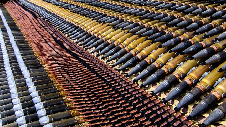Порошенко разрешил компаниям Украины самостоятельно продавать и покупать оружие заграницей