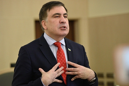 Саакашвили потребовал вернуть ему гражданство Грузии