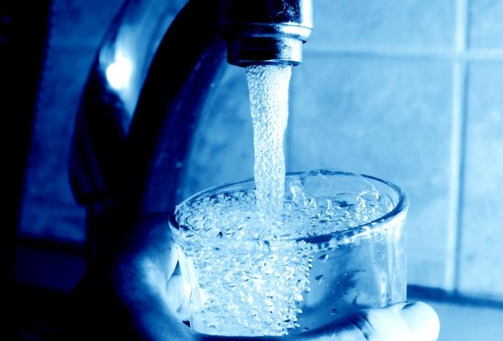 В Украине критическая ситуация с поставками питьевой воды: ее нечем обеззараживать