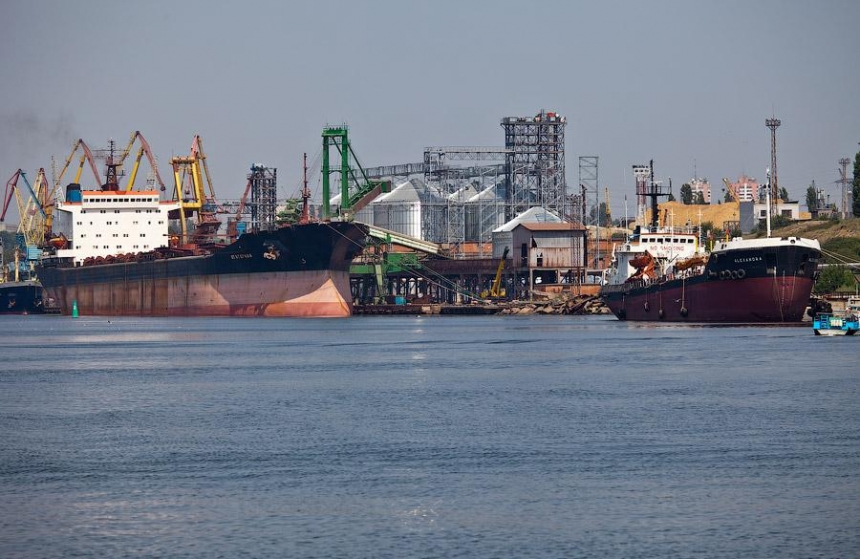 В АМПУ хотят часть "портовых денег" направить на ремонт дорог Николаева