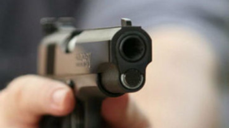На Николаевщине полиция разыскивает подростка, стрелявшего в мужчину