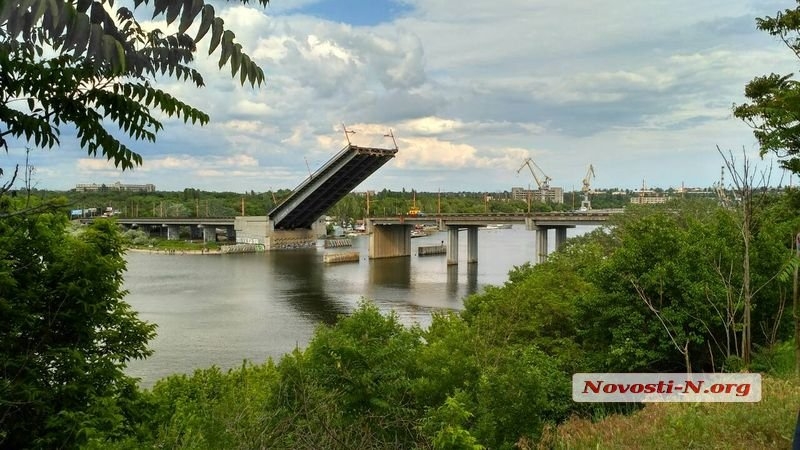 Завтра в Николаеве разведут Ингульский мост