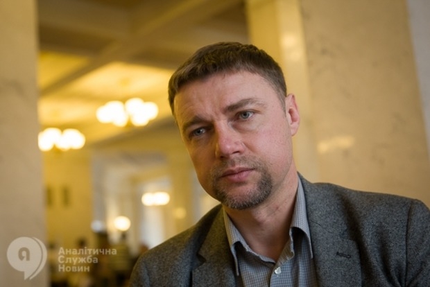 Нардеп от "Укропа" вышел из партии и объявил о походе на выборы президента