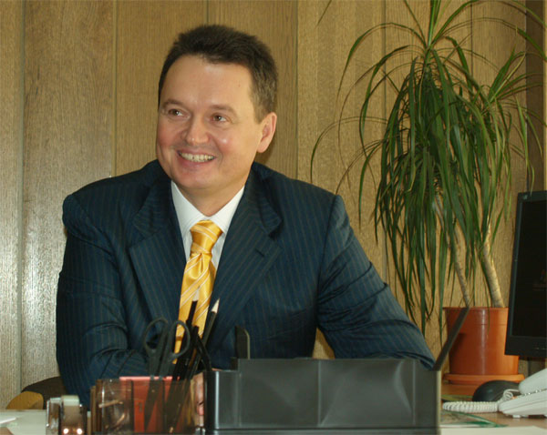 А.Садыков объяснил свое увольнение с должности заместителя главы СНБО
