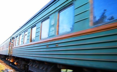 Двое детей погибли под поездом в Одессе