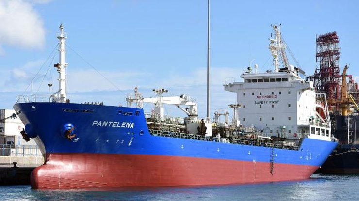 В Африке пропал нефтяной танкер с грузино-российским экипажем