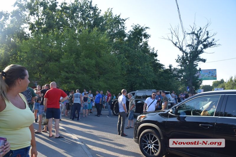 Перекрытие проспекта в Николаеве: хроника. ФОТО, ВИДЕО