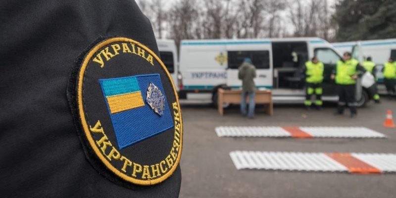 На Николаевщине остановили автобус «Херсон - Санкт - Петербург»: все ехали "зайцем"