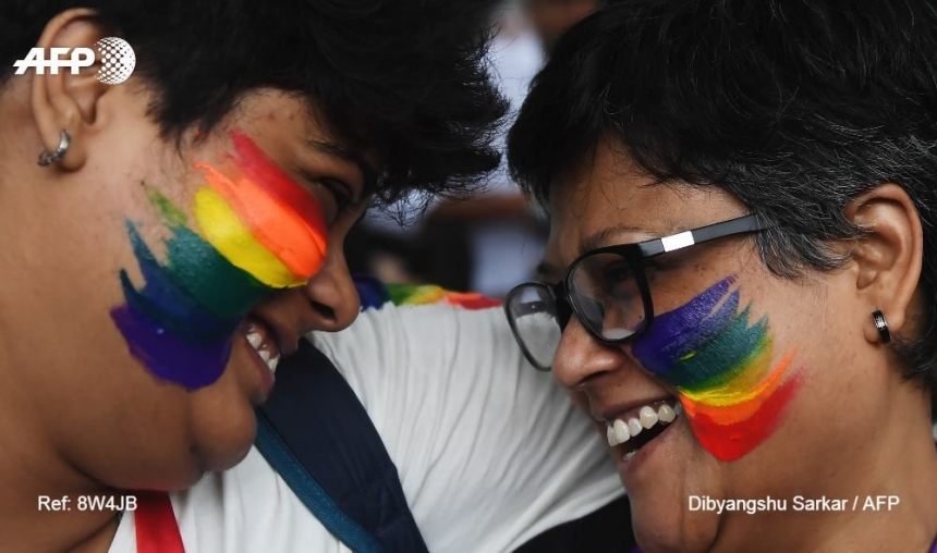 В Индии отмечают снятие запрета на однополый секс