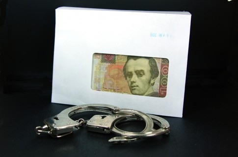 В Николаеве при получении взятки задержан лейтенант милиции