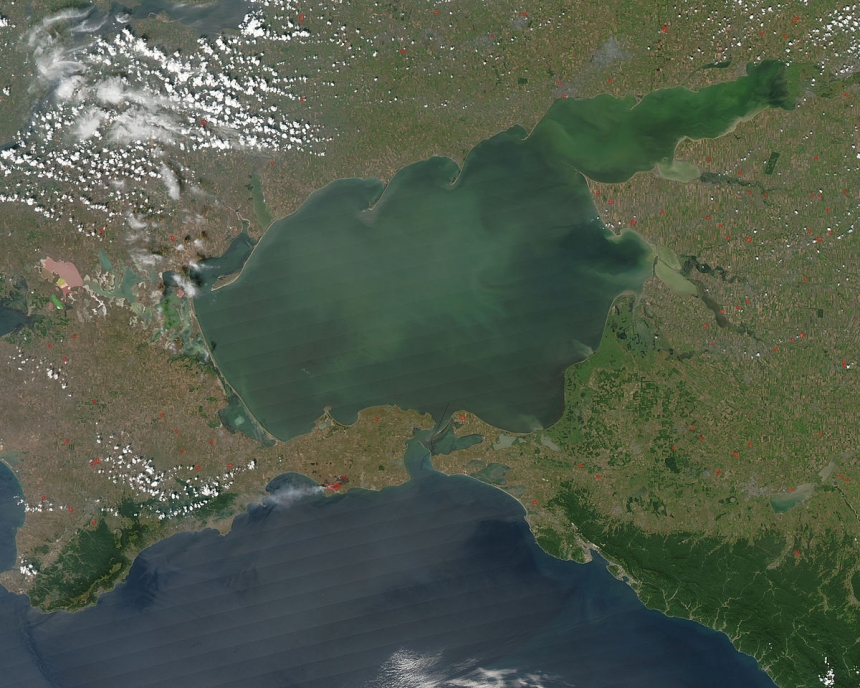 Россия хочет захватить Азовское море, – Порошенко