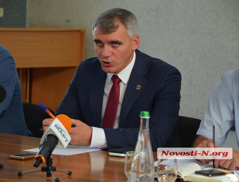 «Нужно тоже так сделать», - мэр Сенкевич рассказал, как в Чехии выбрасывали депутатов из окон