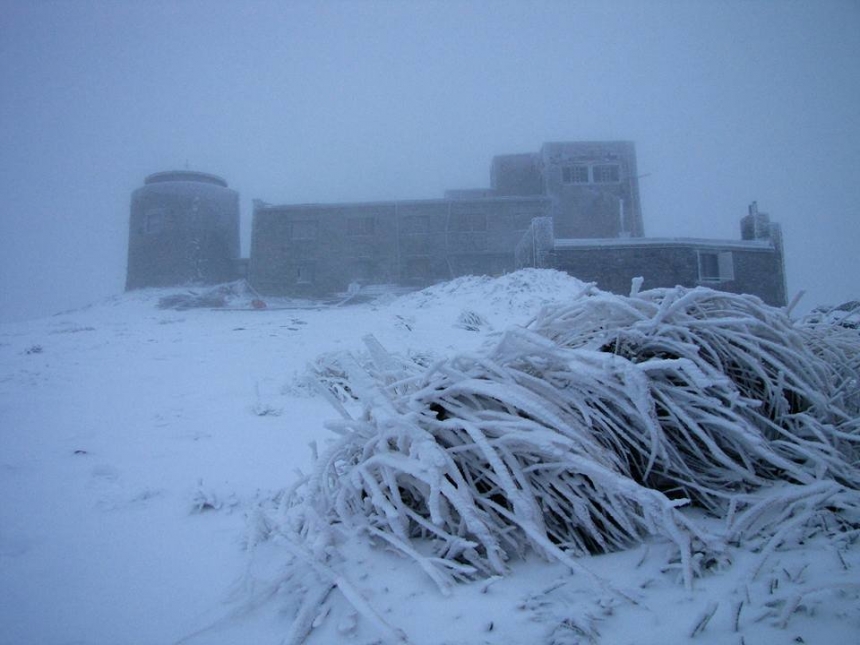 В Карпатах на горе Поп Иван выпал первый снег