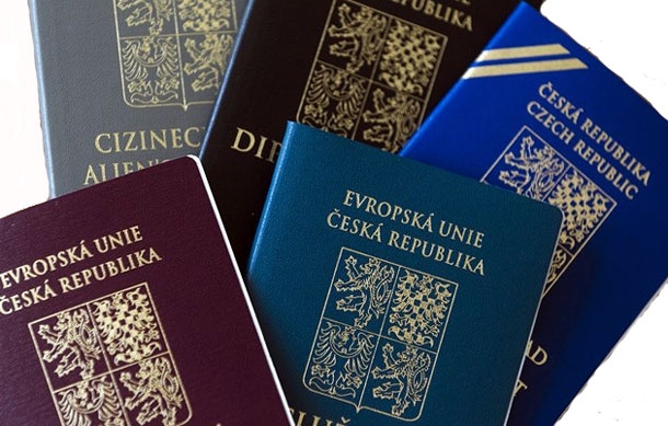 Посольство Чехии в Украине отрицает намерения массово "раздавать гражданство бывшим гражданам Чехословакии"