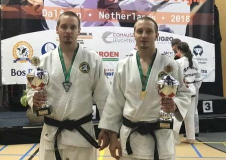 Николаевские братья завоевали титулы чемпионов мира по рукопашному бою