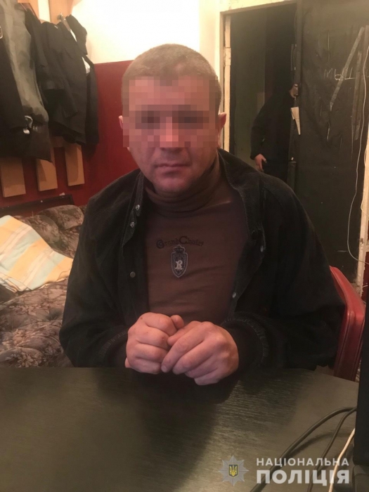  В Николаеве задержали подозреваемого, изрезавшего приятеля ножом в ходе ссоры