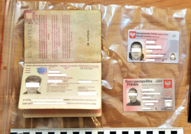 В Польше поймали банду, которая по липовым паспортам переправляла украинцев в Великобританию