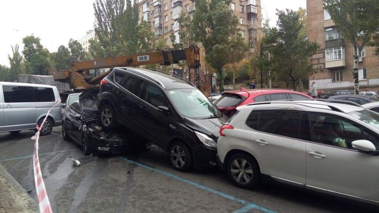 Водителя, который сбежал с места смертельного ДТП под Харьковом, взяли под стражу без залога