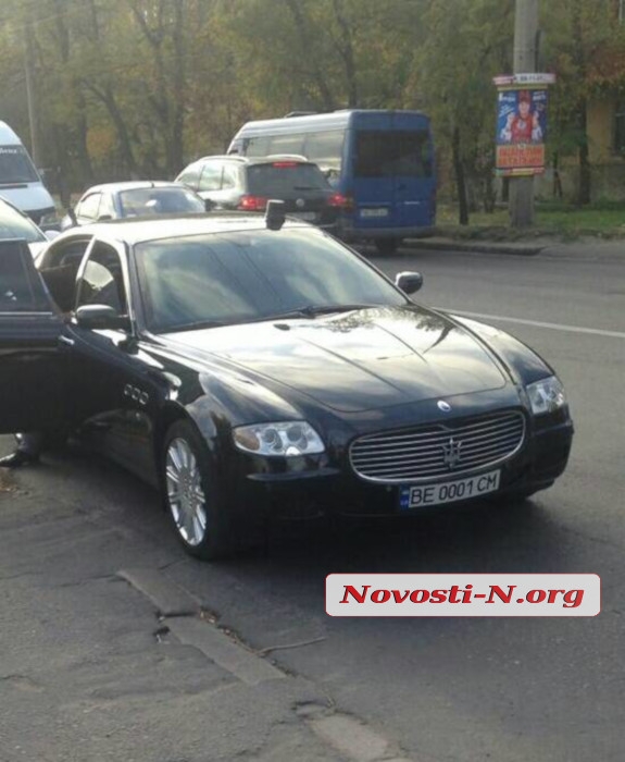 У Миколаєві поліція зупинила депутата на Maserati за підозрою у п'яній їзді