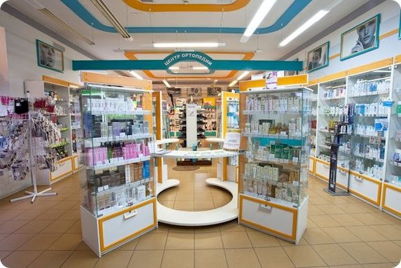 В Украине из аптек могут исчезнуть капельницы, шприцы, вата и другие предметы первой необходимости