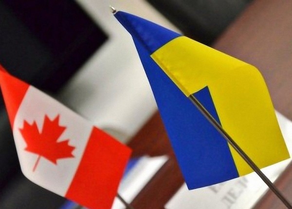 Украина планирует покупать легкое оружие у канадских компаний