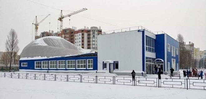 Обвал крыши школы в Вишневом: задержали троих исполнителей работ