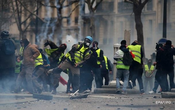 Протесты во Франции: задержаны 1726 человек