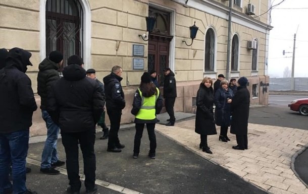 В полиции отрицают факт захвата Одесского национального медицинского университета