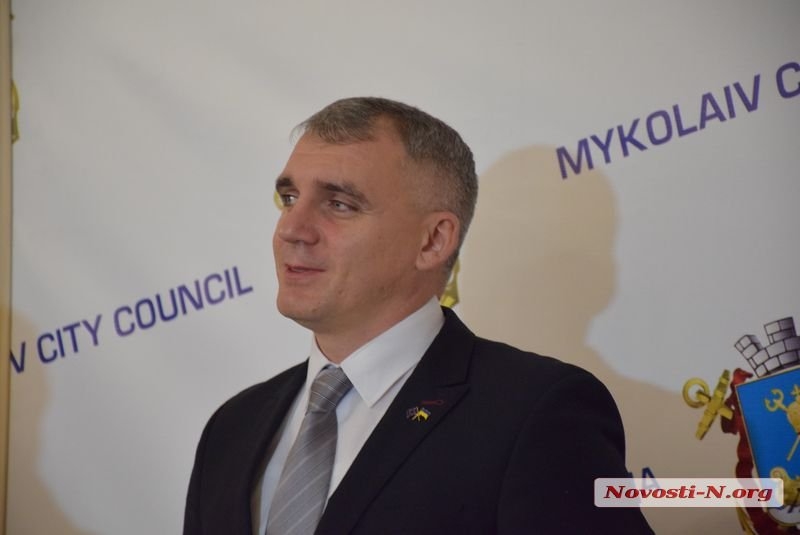 Сенкевич заявил готов финансировать аэропорт «Николаев», но откуда снять деньги, надо решить