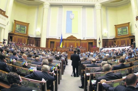 Депутаты Верховной Рады решили не повышать пенсионнный возраст