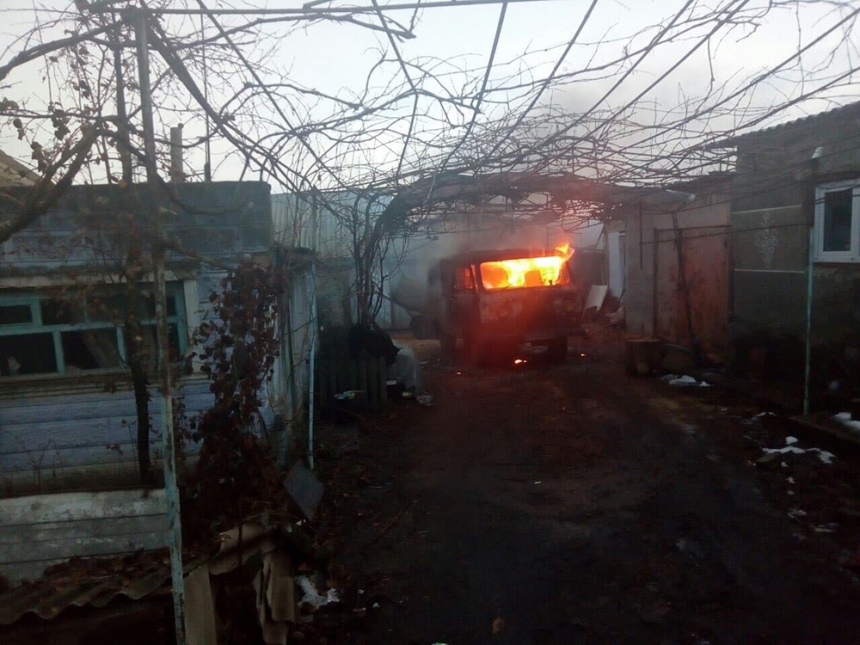 На Николаевщине горел автомобиль УАЗ 
