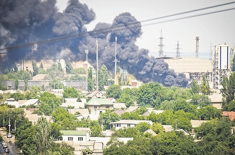 В Одессе поднялось пламя, и повалил густой черный дым
