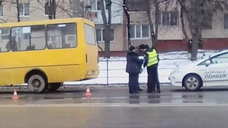 В одесской маршрутке умер мужчина. ВИДЕО