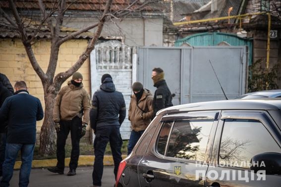 Банда рэкетиров, убежавшая от СБУ в Николаеве, может иметь связь с «положенцем» — Наум опроверг