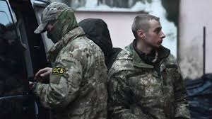 В Москве будут судить украинских моряков: Пленных разделили на 6 групп по 4 человека