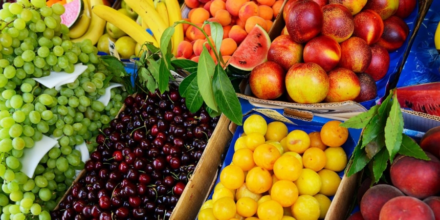 Украина рекордно экспортировала фрукты и орехи