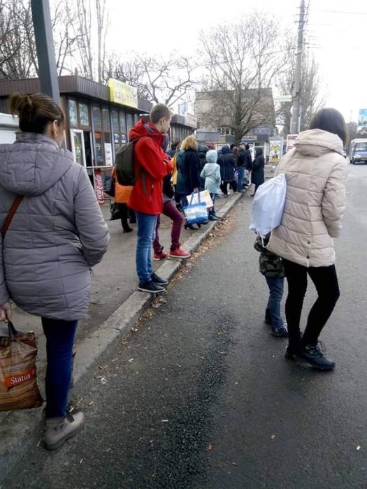 Николаевцы жалуются, что в выходные не могут уехать в Корабельный район