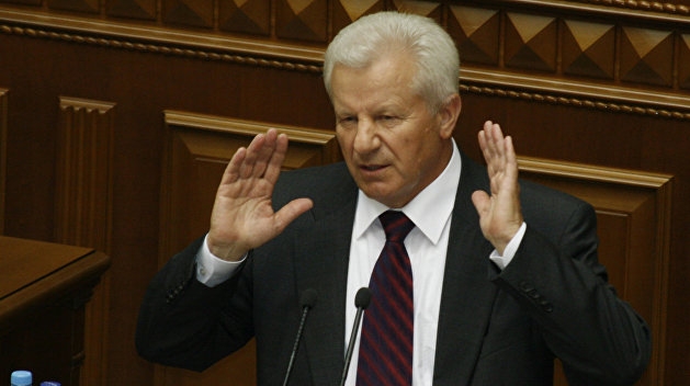 Кандидат в Президенты Александр Мороз снялся с выборов