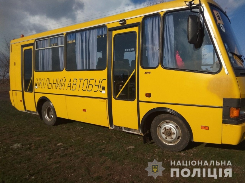 На Николаевщине детей на школьном автобусе развозил пьяный водитель