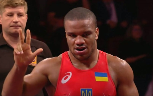 Украинский борец Беленюк стал трехкратным чемпионом Европы по борьбе