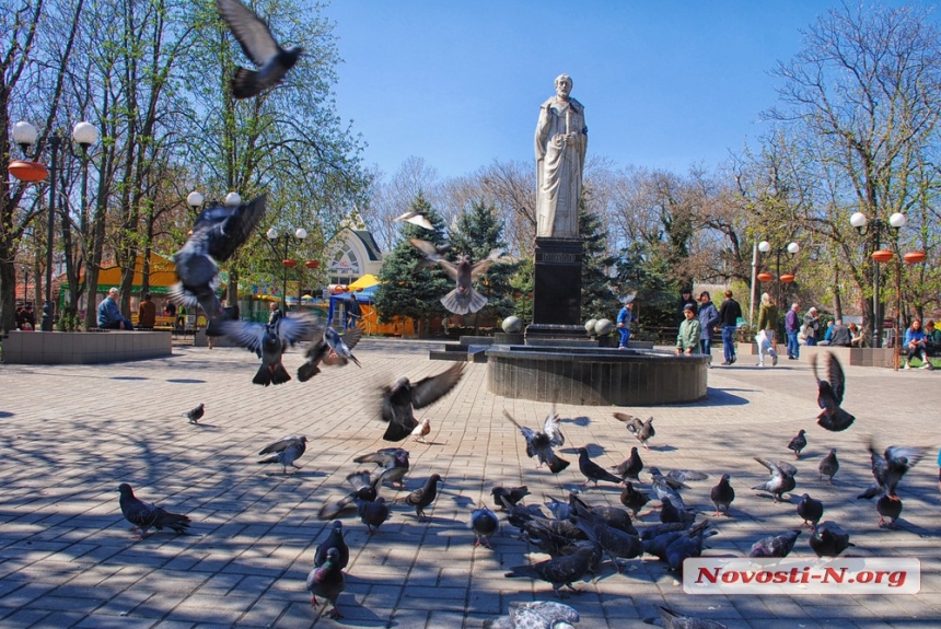 Весенний калейдоскоп в Николаеве. ФОТО