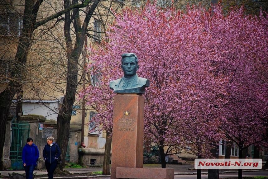 Весенний калейдоскоп в Николаеве. ФОТО