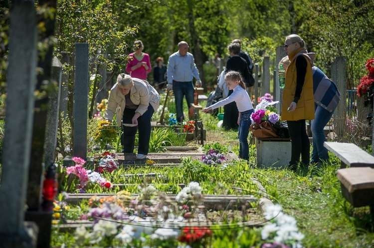 Поминальные дни 2019