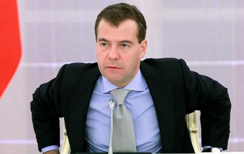 Медведев ответил на позицию Зеленского по минским переговорам