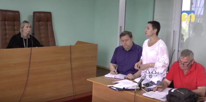 Суд вернул прокуратуре обвинительный акт в «деле о кожаном кресле» главы Кривоозерской РГА